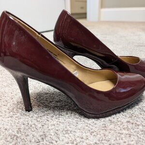 Stunning burgundy pumps